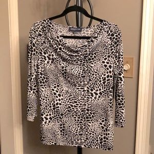 Jones of New York black/white animal print top